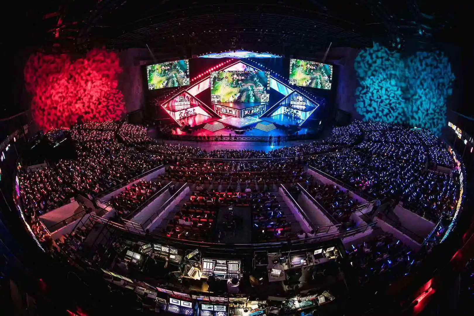 LPL最佳阵容揭晓，Bin连续三赛段未入选引发热议及状态分析